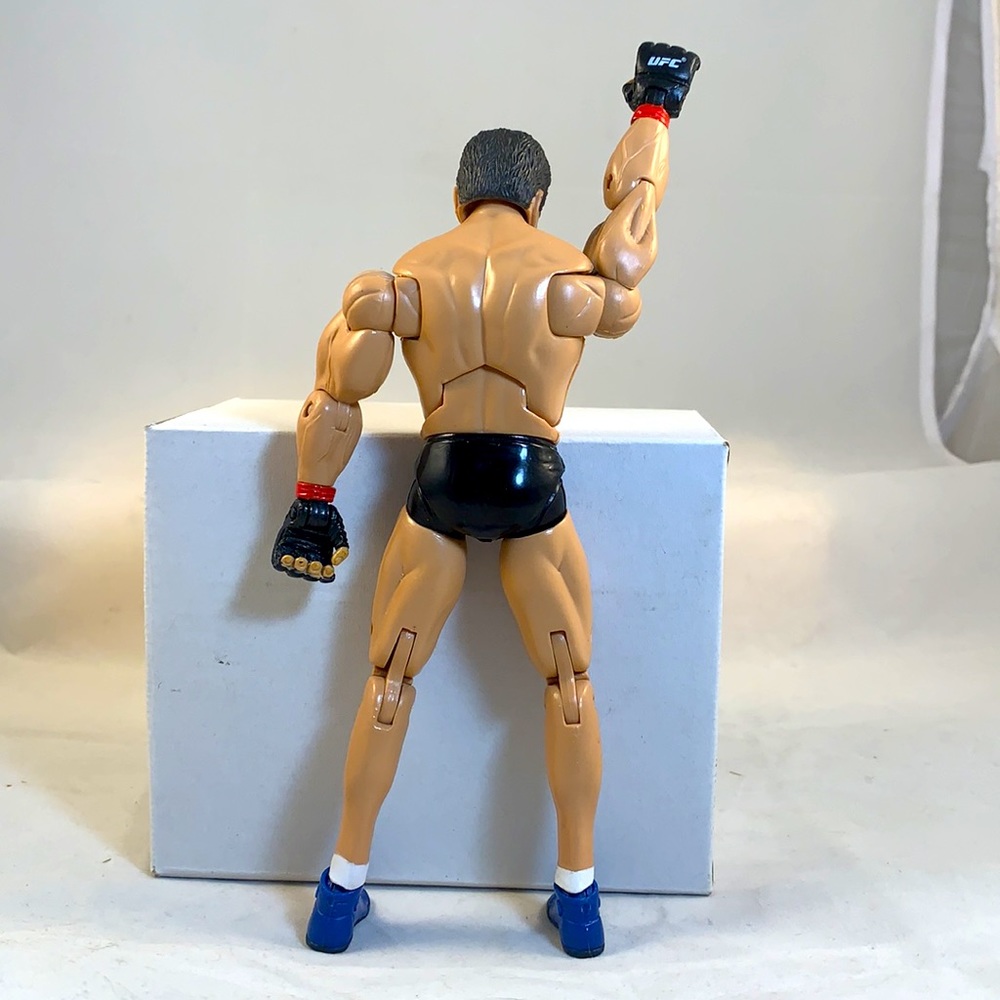 Loose UFC Fighter Action Figure - Picture 3 of 3